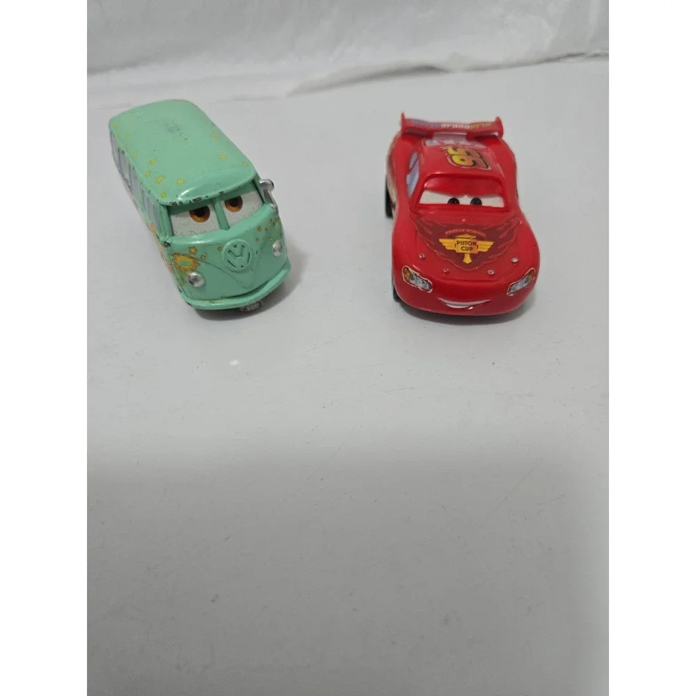 Disney Pixar Cars Lightning McQueen & Fillmore Diecast Toy Cars Lot of 2 Mattel